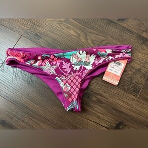 Maaji Women’s Reversible Bikini Botton NWT (Size L)